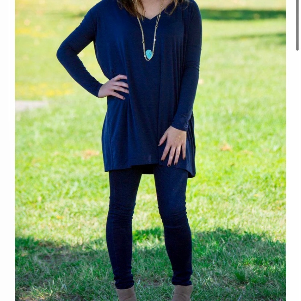 Piko 1988 Navy blue long sleeve v neck Tunic Size medium